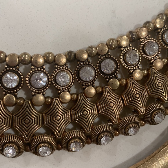 Necklace - Picture 2 of 4